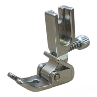 PIE ENCARRUJAR CON TORNILLO P952