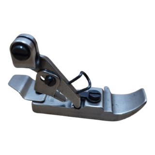 PIE OVERLOCK 4 HILOS CON RODILLO TIPO K