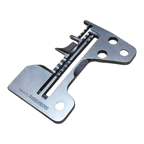 2399 (3) PLANCHA OVERLOCK 3 HILOS JUKI R4200-JOE-D00 - Image 2